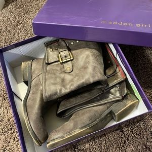 EUC Size 8 Women’s Madden Girl Brown Knee High Boots
